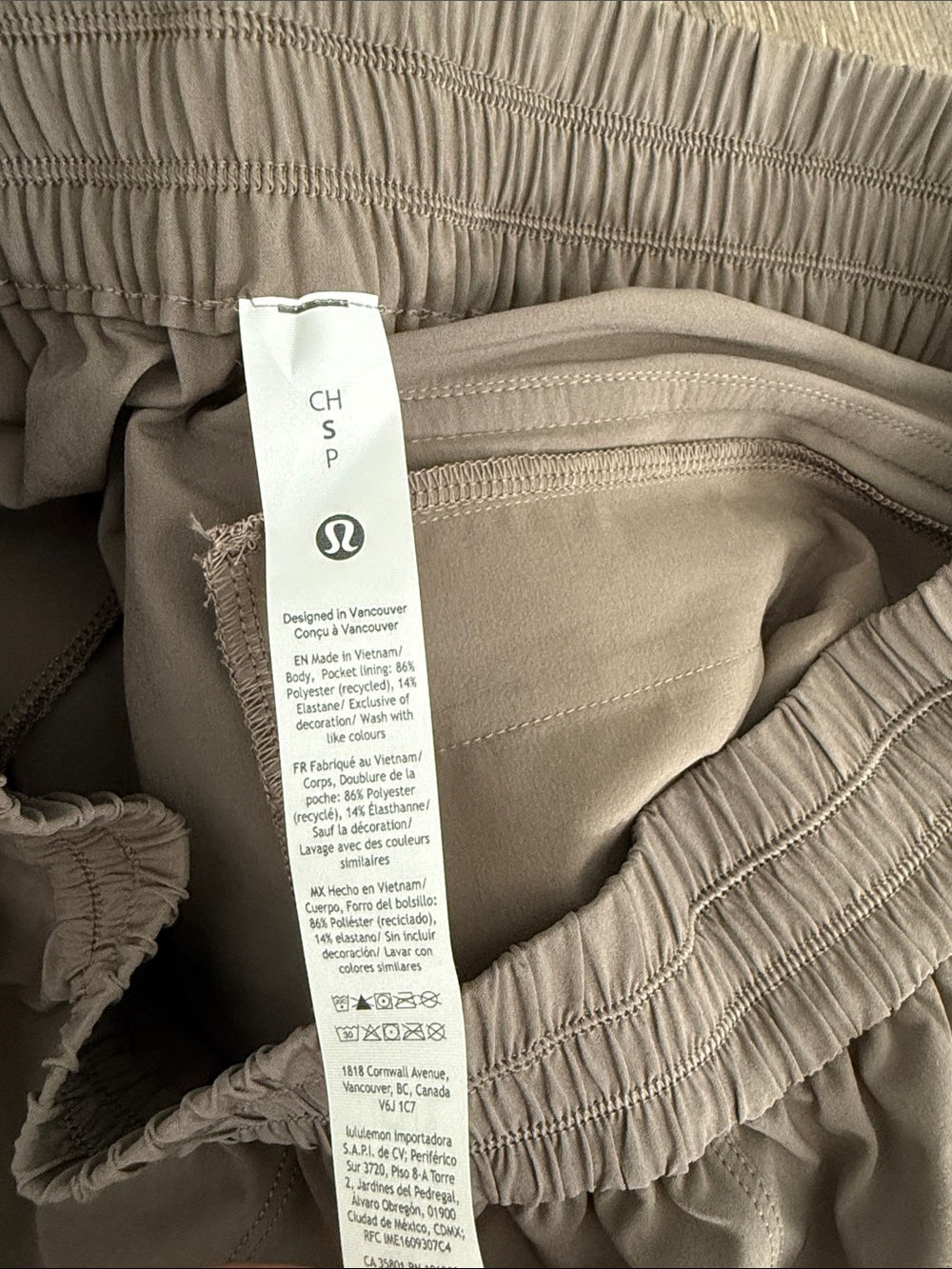 Lululemon breezily HR cargo pants - Picture 3 of 8